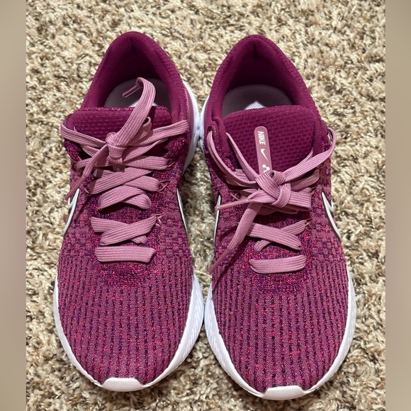 Nike React Infinity Run Flyknit 3 - WMNS, light Bordeaux/ burgundy - Picture 1 of 6